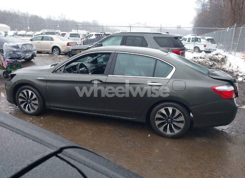 Photo 15 of 2014 Honda Accord HYBRID EX-L (VIN 1HGCR6F57EA008544)