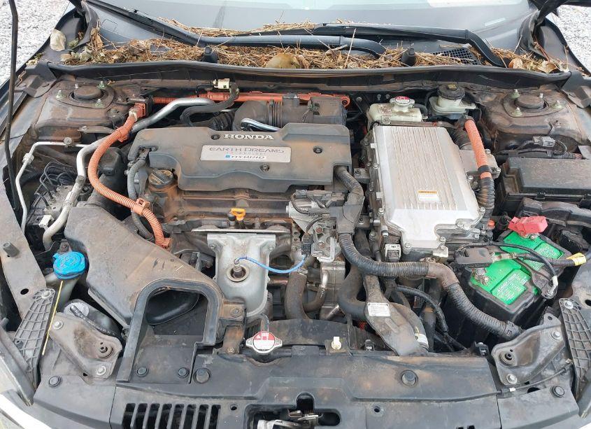 Photo 10 of 2014 Honda Accord HYBRID EX-L (VIN 1HGCR6F5XEA010398)