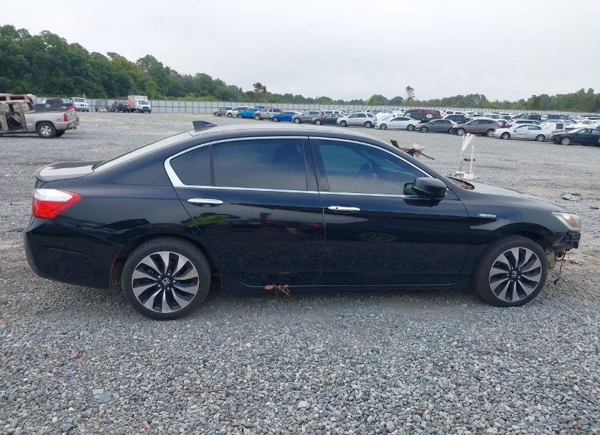 Photo 13 of 2014 Honda Accord HYBRID EX-L (VIN 1HGCR6F5XEA010398)