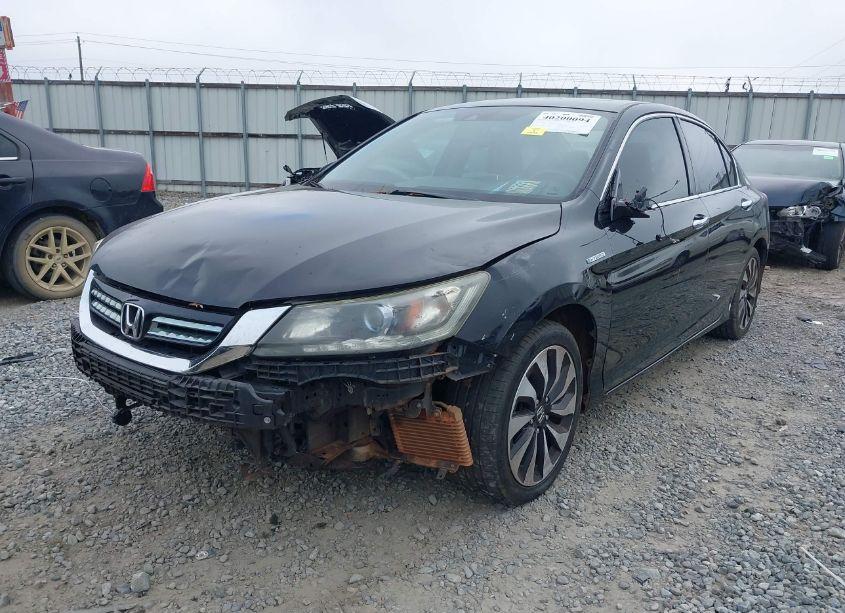 Photo 6 of 2014 Honda Accord HYBRID EX-L (VIN 1HGCR6F5XEA010398)