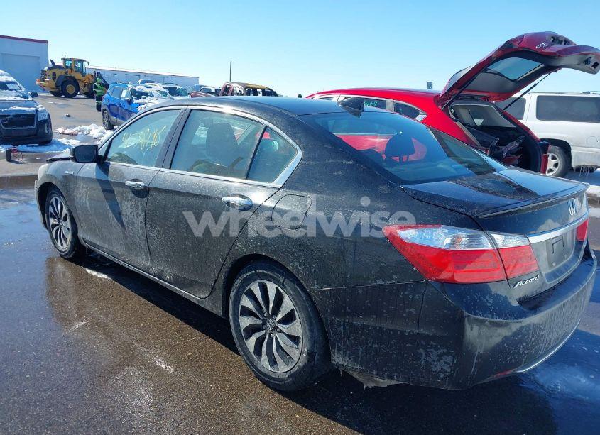 Photo 3 of 2015 Honda Accord HYBRID EX-L (VIN 1HGCR6F5XFA010273)