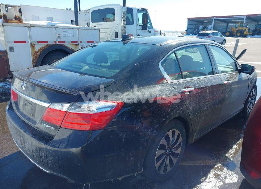 Photo 4 of 2015 Honda Accord HYBRID EX-L (VIN 1HGCR6F5XFA010273)