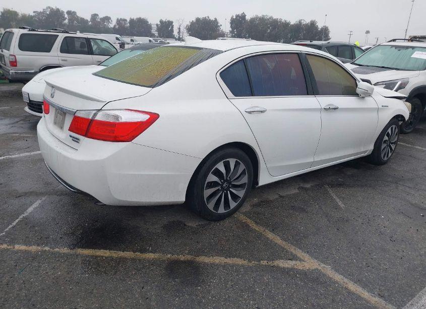 Photo 4 of 2015 Honda Accord HYBRID TOURING (VIN 1HGCR6F70FA010557)
