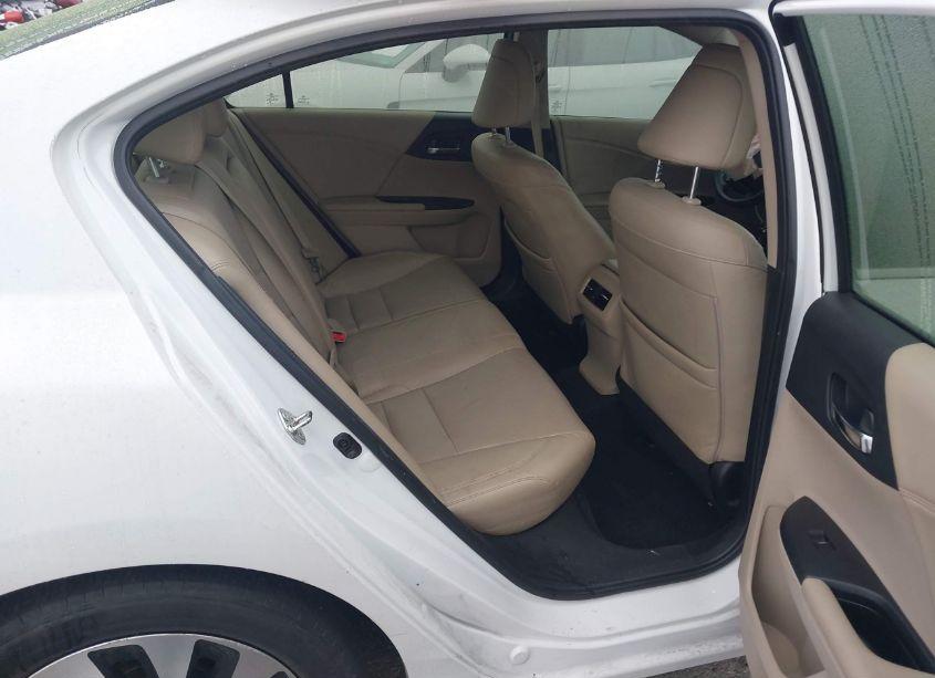 Photo 8 of 2015 Honda Accord HYBRID TOURING (VIN 1HGCR6F70FA010557)