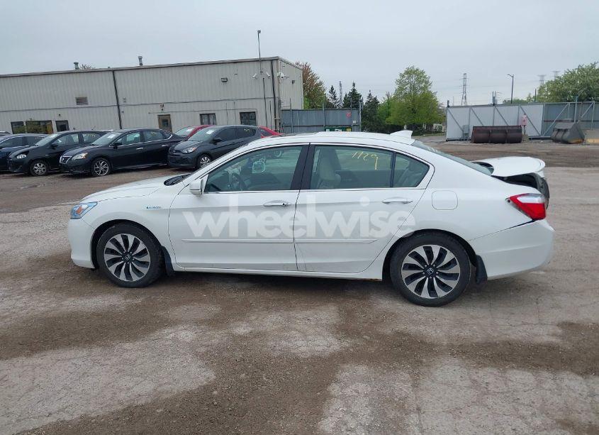 Photo 14 of 2015 Honda Accord HYBRID TOURING (VIN 1HGCR6F71FA013354)