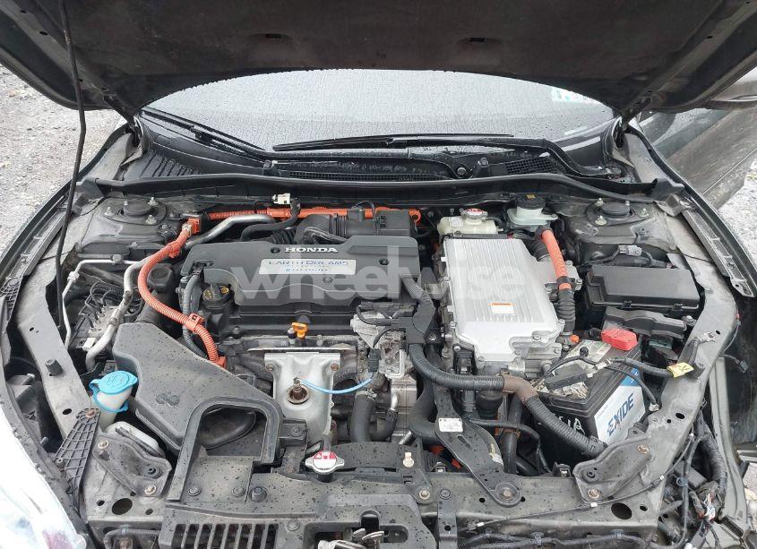 Photo 10 of 2014 Honda Accord HYBRID TOURING (VIN 1HGCR6F73EA002113)