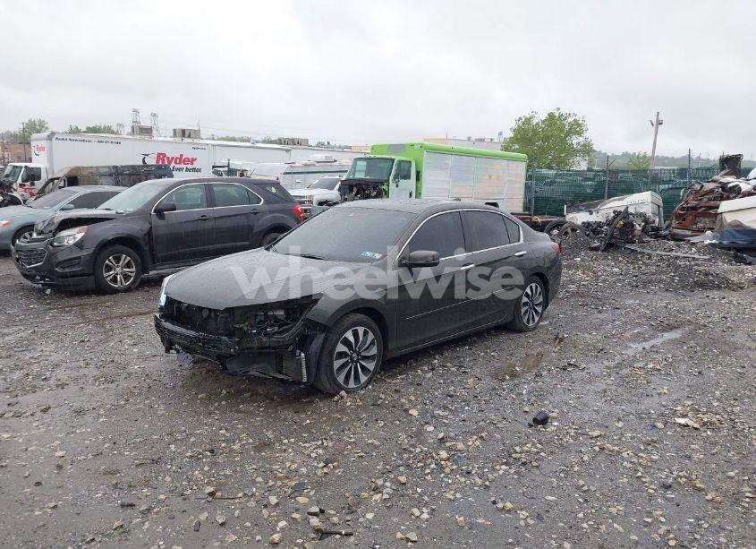 Photo 2 of 2014 Honda Accord HYBRID TOURING (VIN 1HGCR6F73EA002113)