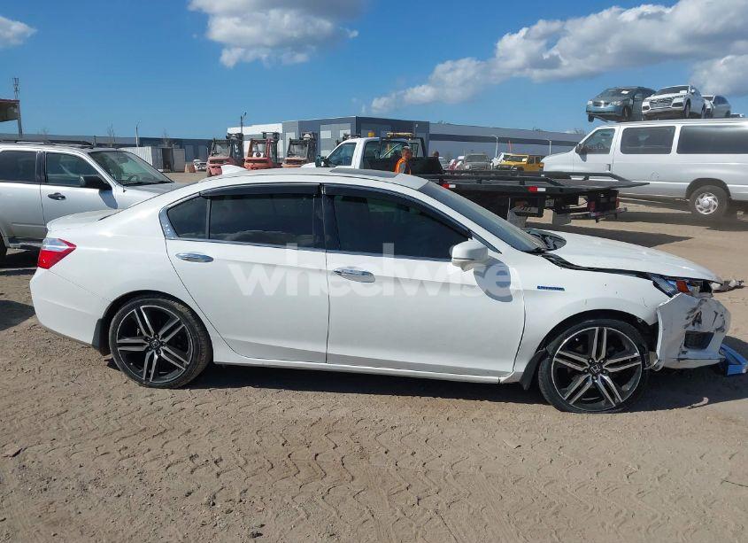 Photo 13 of 2014 Honda Accord HYBRID TOURING (VIN 1HGCR6F73EA006498)