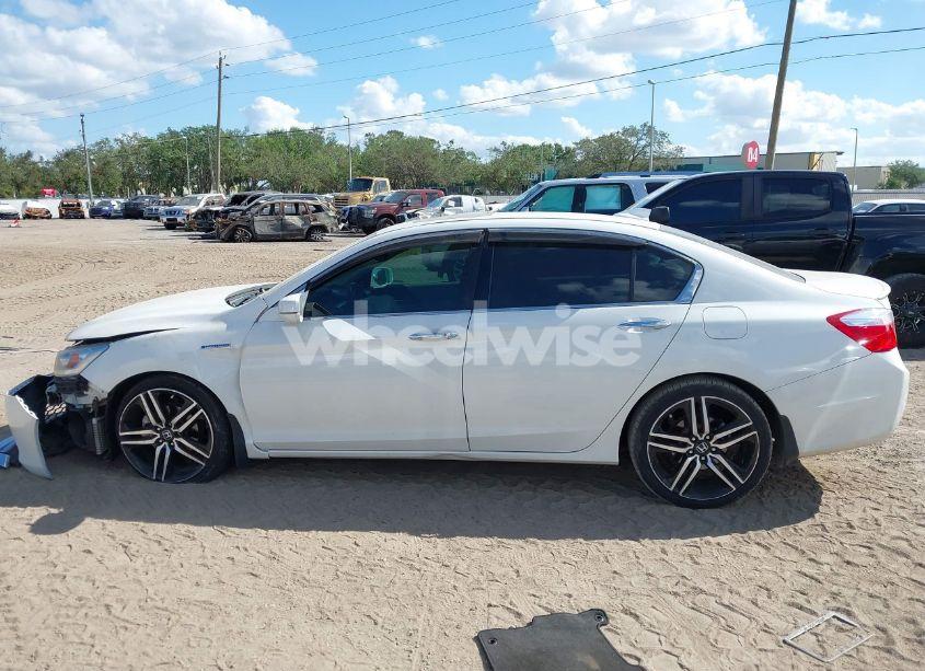 Photo 14 of 2014 Honda Accord HYBRID TOURING (VIN 1HGCR6F73EA006498)
