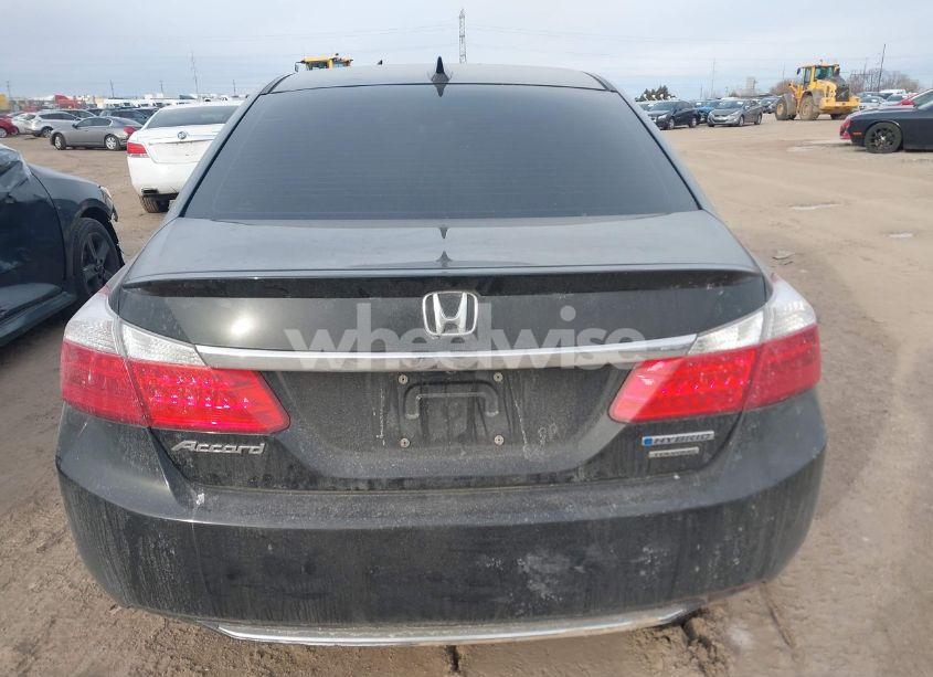 Photo 16 of 2015 Honda Accord HYBRID TOURING (VIN 1HGCR6F73FA000959)