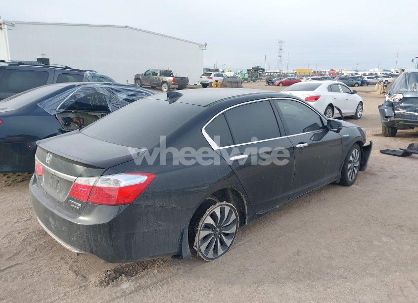 Photo 4 of 2015 Honda Accord HYBRID TOURING (VIN 1HGCR6F73FA000959)
