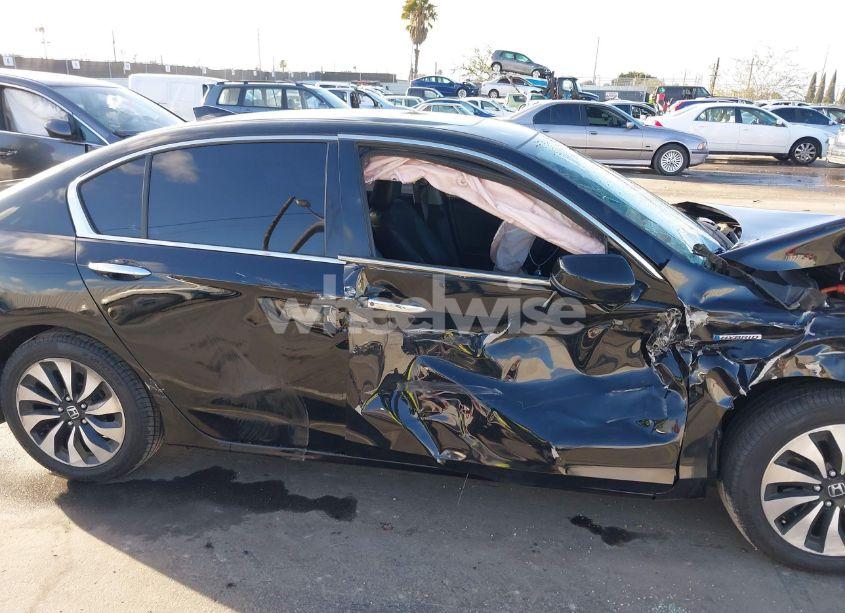 Photo 13 of 2015 Honda Accord HYBRID TOURING (VIN 1HGCR6F74FA005216)