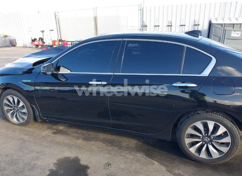 Photo 14 of 2015 Honda Accord HYBRID TOURING (VIN 1HGCR6F74FA005216)