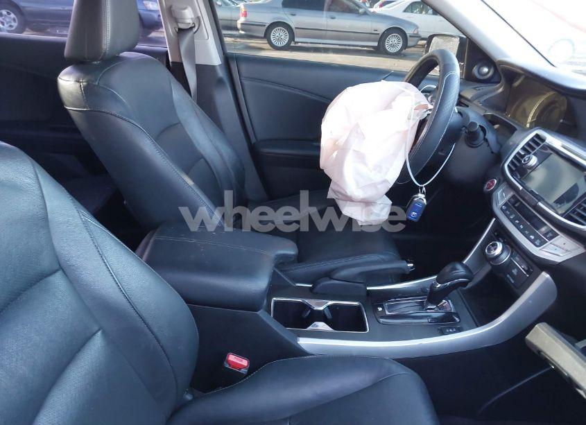 Photo 5 of 2015 Honda Accord HYBRID TOURING (VIN 1HGCR6F74FA005216)