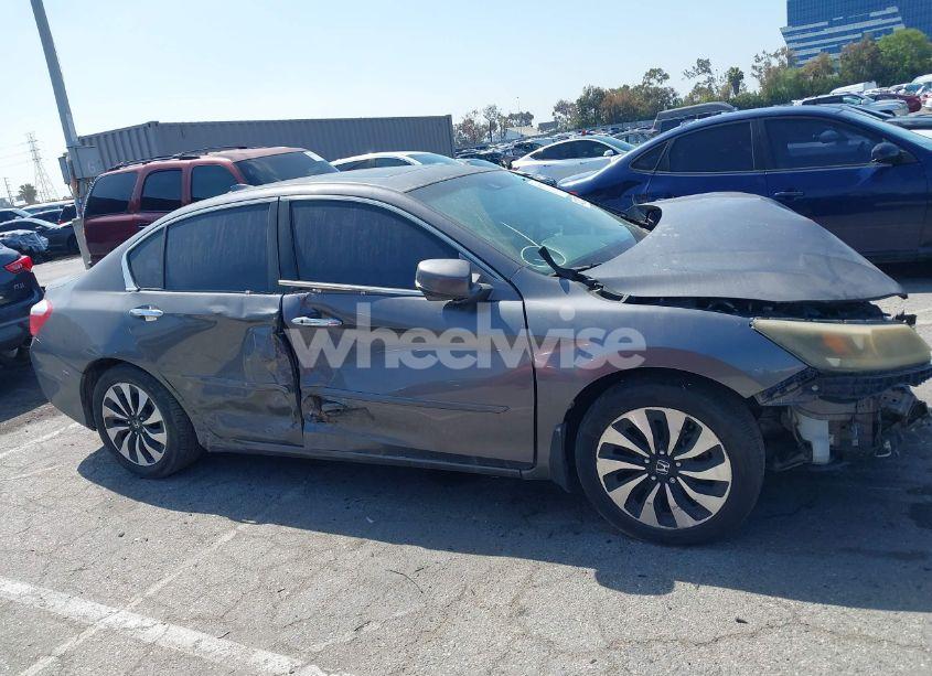 Photo 13 of 2015 Honda Accord HYBRID TOURING (VIN 1HGCR6F74FA009959)