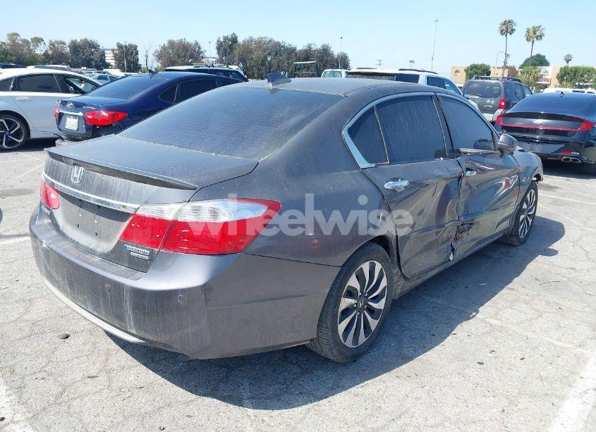 Photo 4 of 2015 Honda Accord HYBRID TOURING (VIN 1HGCR6F74FA009959)