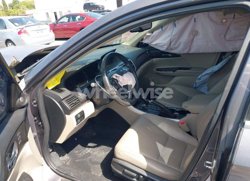 Photo 5 of 2015 Honda Accord HYBRID TOURING (VIN 1HGCR6F74FA009959)