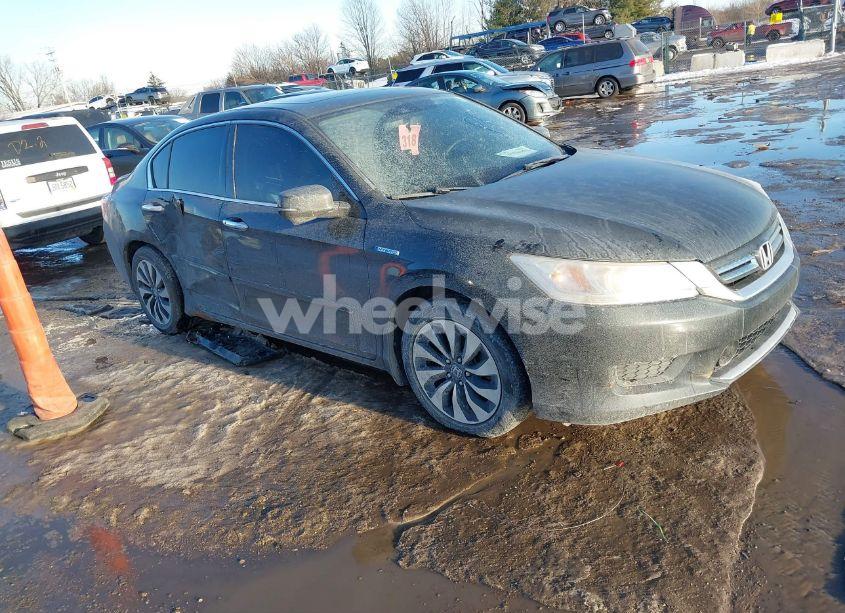 2014 Honda Accord HYBRID TOURING (VIN 1HGCR6F76EA000548) main photo