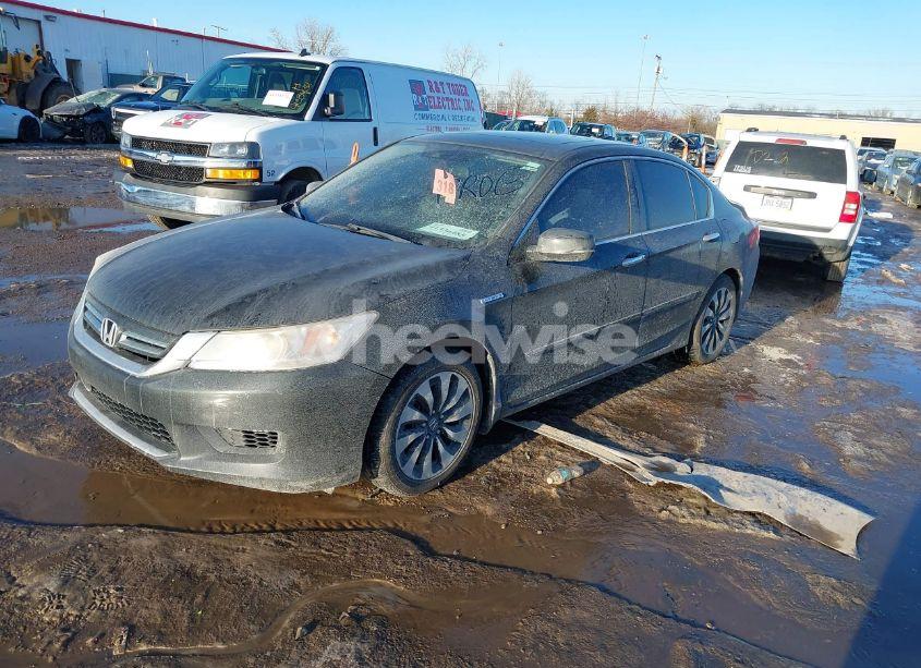 Photo 14 of 2014 Honda Accord HYBRID TOURING (VIN 1HGCR6F76EA000548)