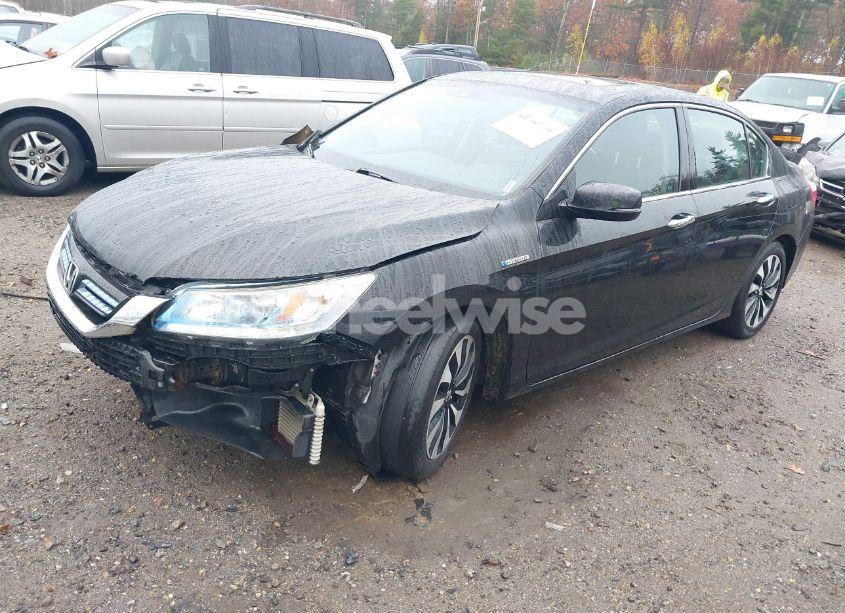 Photo 2 of 2015 Honda Accord HYBRID TOURING (VIN 1HGCR6F76FA000955)