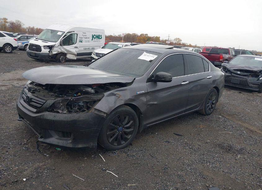 Photo 2 of 2014 Honda Accord HYBRID TOURING (VIN 1HGCR6F77EA009498)
