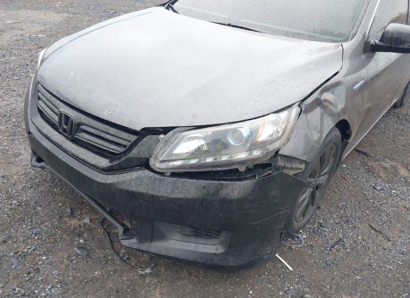 Photo 6 of 2014 Honda Accord HYBRID TOURING (VIN 1HGCR6F77EA009498)