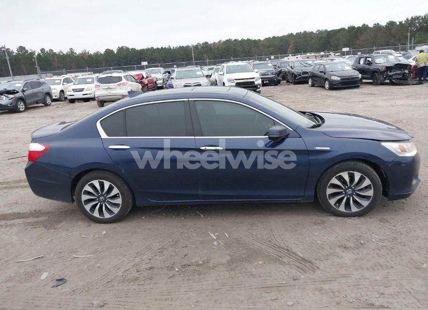 Photo 12 of 2015 Honda Accord HYBRID TOURING (VIN 1HGCR6F77FA005694)