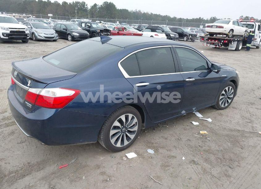 Photo 4 of 2015 Honda Accord HYBRID TOURING (VIN 1HGCR6F77FA005694)