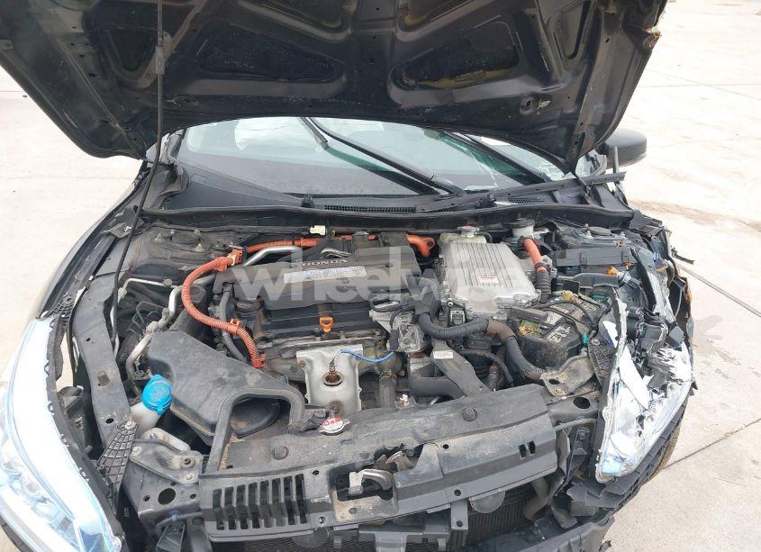 Photo 10 of 2015 Honda Accord HYBRID TOURING (VIN 1HGCR6F78FA000892)