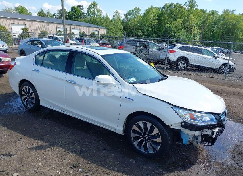 2015 Honda Accord HYBRID TOURING (VIN 1HGCR6F78FA004893) main photo