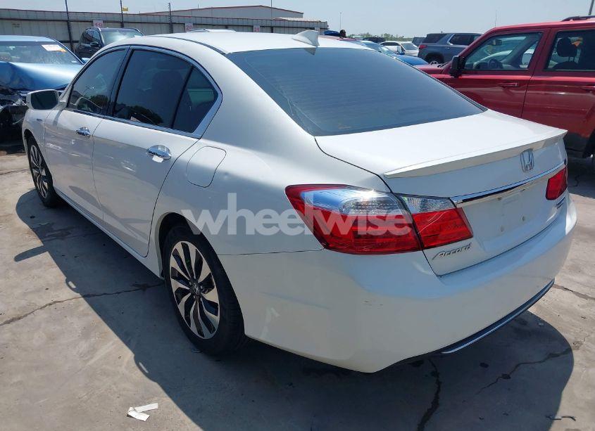 Photo 3 of 2015 Honda Accord HYBRID TOURING (VIN 1HGCR6F7XFA007133)