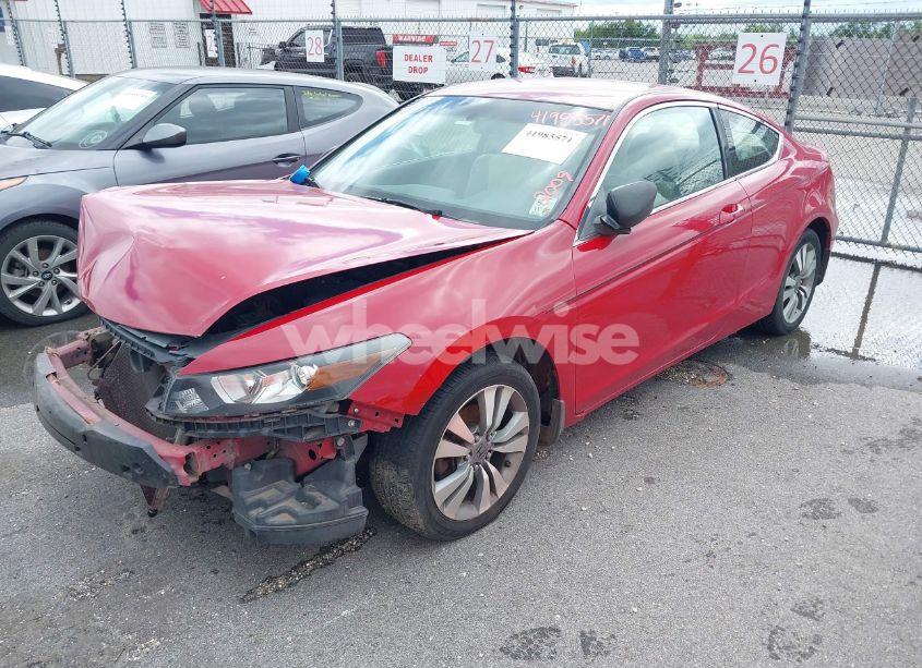 Photo 2 of 2009 Honda Accord CPE LX-S (VIN 1HGCS11319A008915)