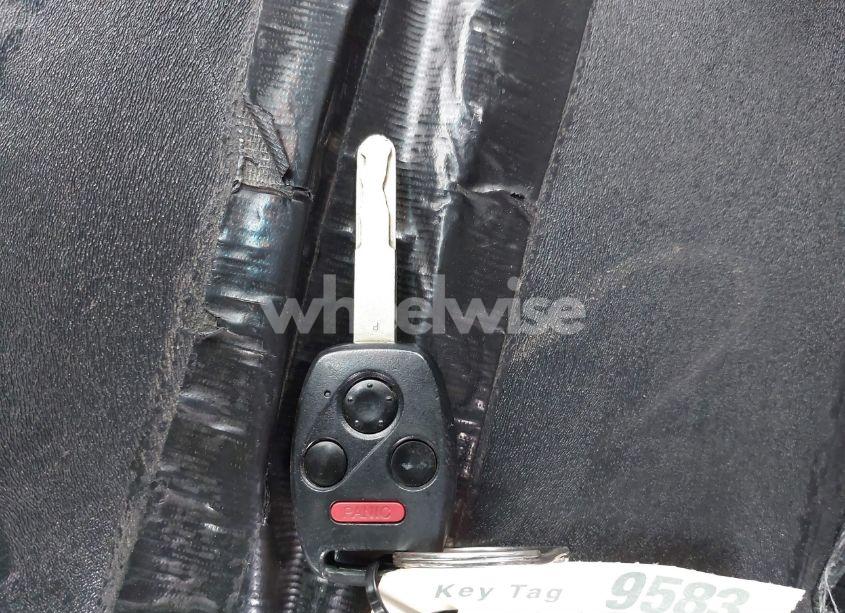 Photo 11 of 2009 Honda Accord 2.4 EX-L (VIN 1HGCS11819A002169)