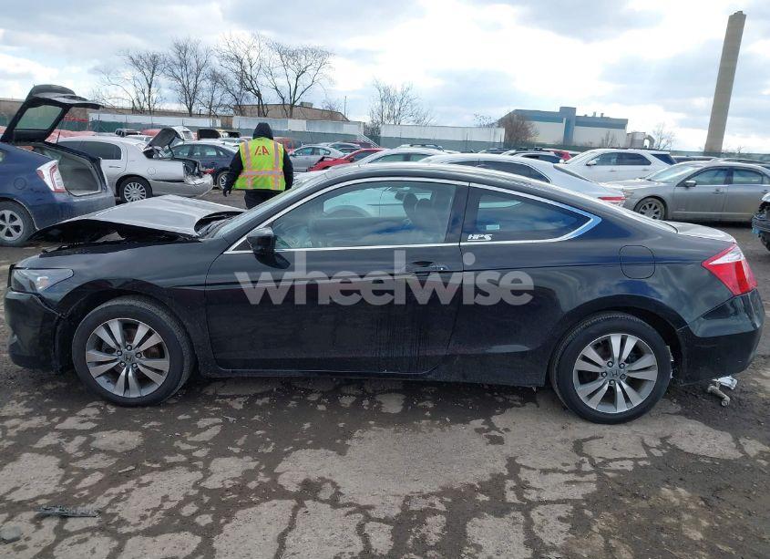 Photo 14 of 2009 Honda Accord 2.4 EX-L (VIN 1HGCS11819A002169)