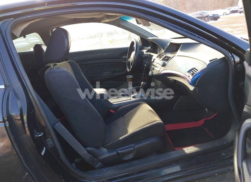 Photo 5 of 2009 Honda Accord 2.4 LX-S (VIN 1HGCS12319A025860)