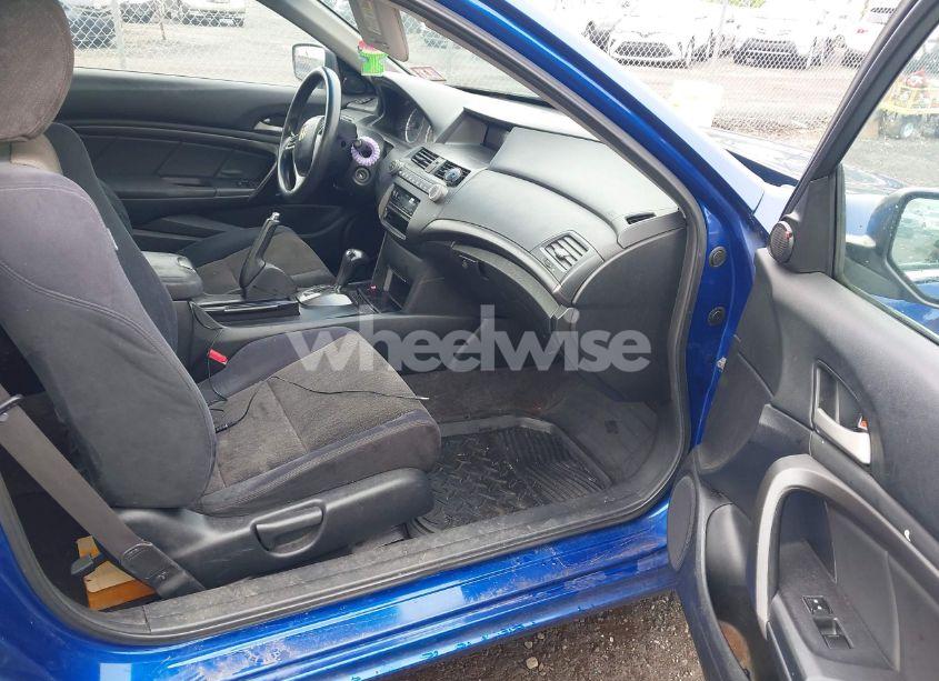 Photo 5 of 2009 Honda Accord 2.4 LX-S (VIN 1HGCS12339A017386)