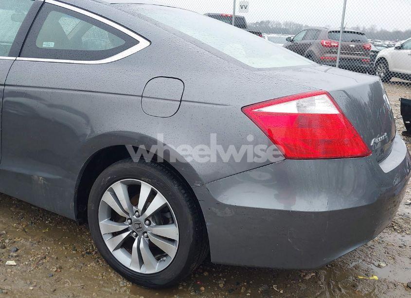 Photo 18 of 2009 Honda Accord 2.4 LX-S (VIN 1HGCS12359A003716)