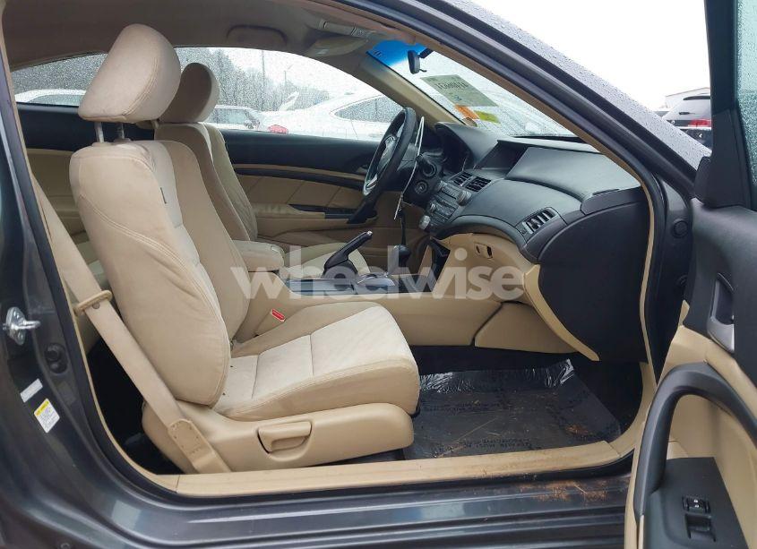 Photo 5 of 2009 Honda Accord 2.4 LX-S (VIN 1HGCS12359A003716)