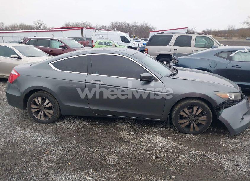 Photo 13 of 2009 Honda Accord 2.4 EX (VIN 1HGCS12739A001661)