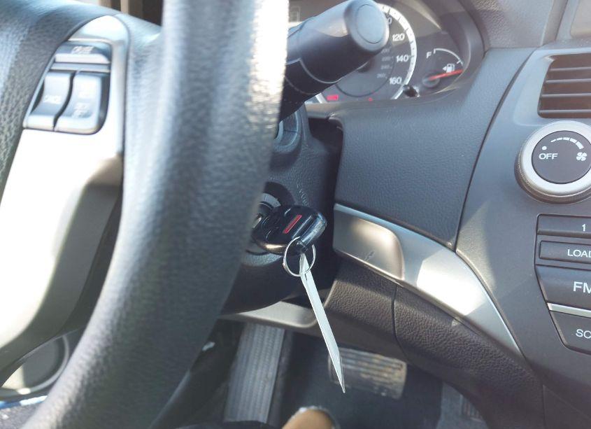 Photo 11 of 2009 Honda Accord 2.4 EX (VIN 1HGCS12769A006787)