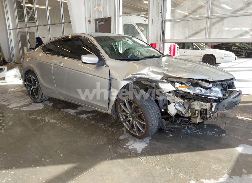 2009 Honda Accord 2.4 EX (VIN 1HGCS12769A015683) main photo