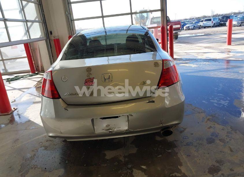Photo 17 of 2009 Honda Accord 2.4 EX (VIN 1HGCS12769A015683)