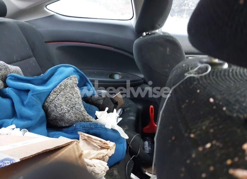 Photo 8 of 2009 Honda Accord 2.4 EX (VIN 1HGCS12769A023735)