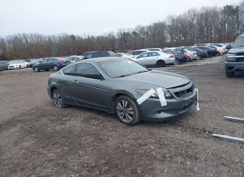 2009 Honda Accord 2.4 EX (VIN 1HGCS12779A013750) main photo
