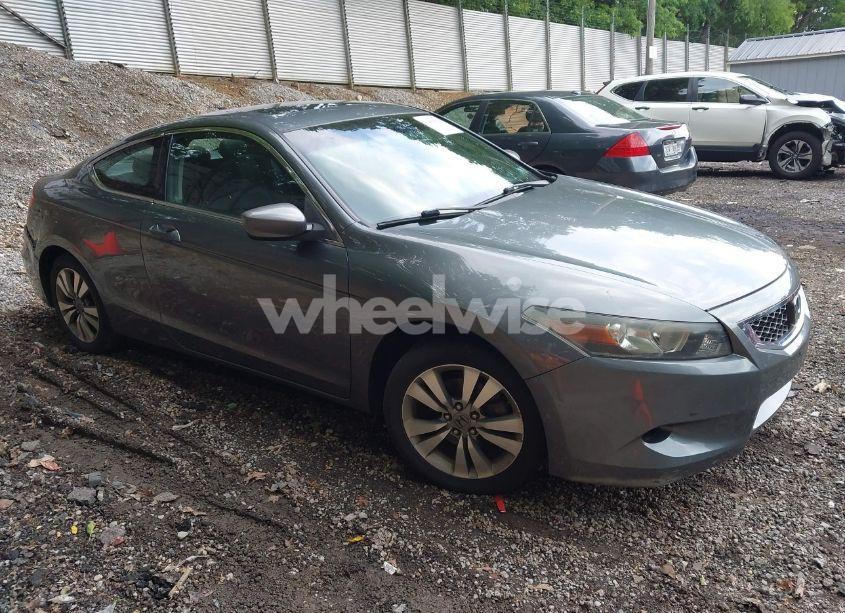 2009 Honda Accord 2.4 EX (VIN 1HGCS12789A021520) main photo