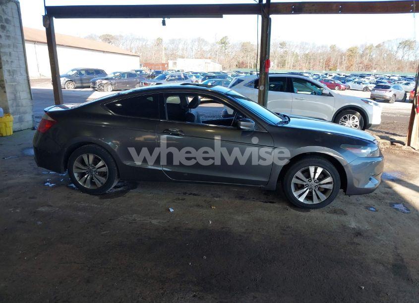 Photo 13 of 2009 Honda Accord 2.4 EX-L (VIN 1HGCS12819A006866)