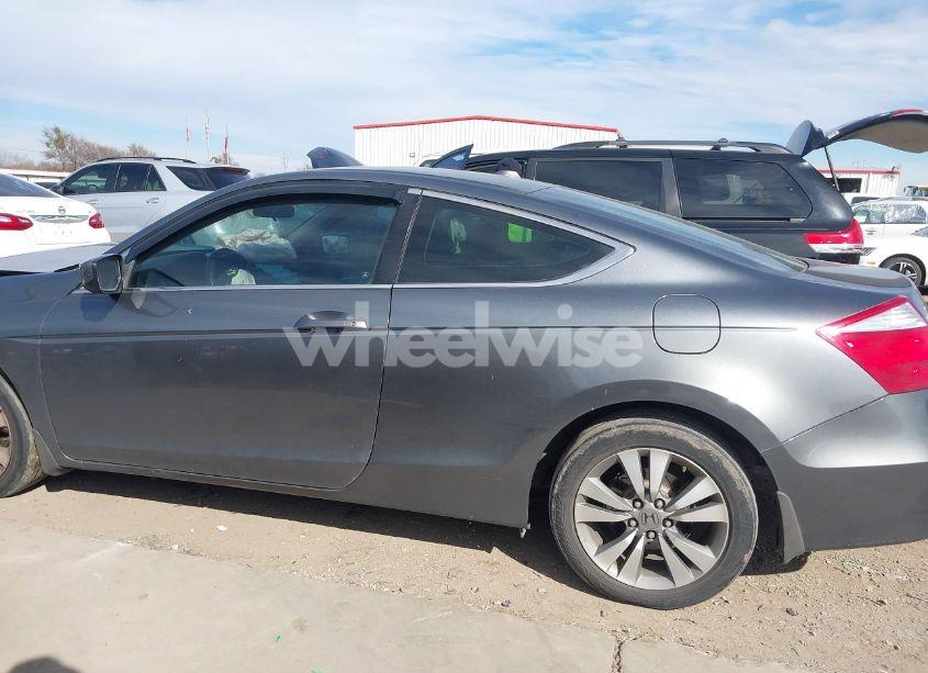 Photo 15 of 2009 Honda Accord 2.4 EX-L (VIN 1HGCS12819A017589)