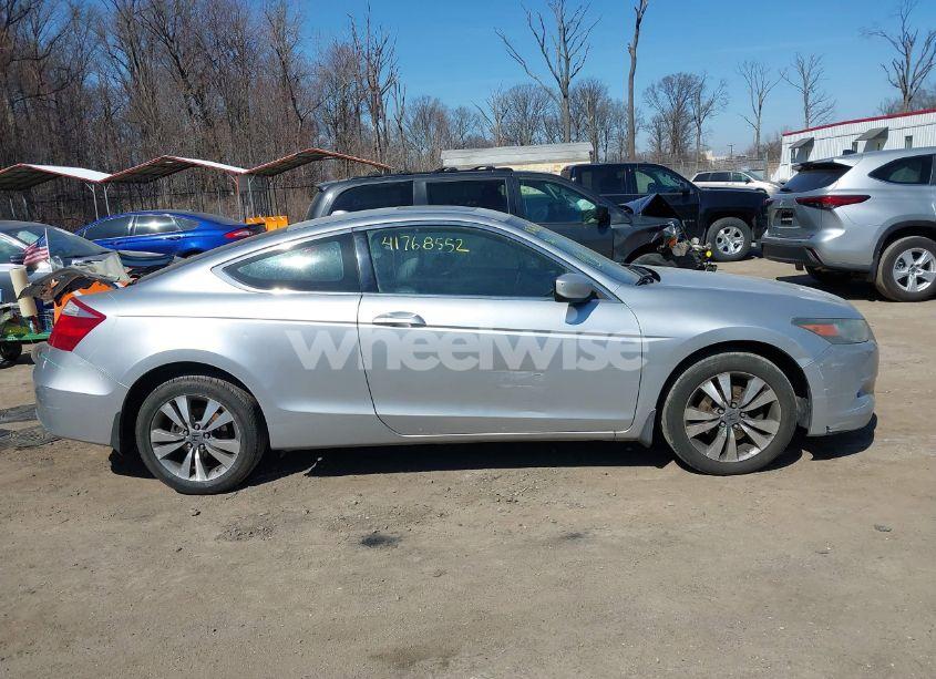 Photo 13 of 2008 Honda Accord 2.4 EX-L (VIN 1HGCS12868A027856)