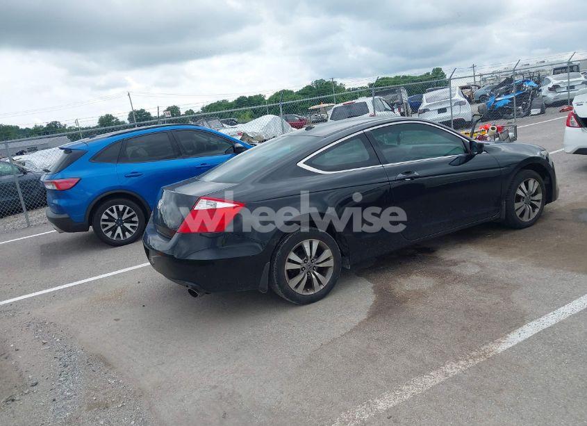 Photo 4 of 2009 Honda Accord 2.4 EX-L (VIN 1HGCS12879A021565)