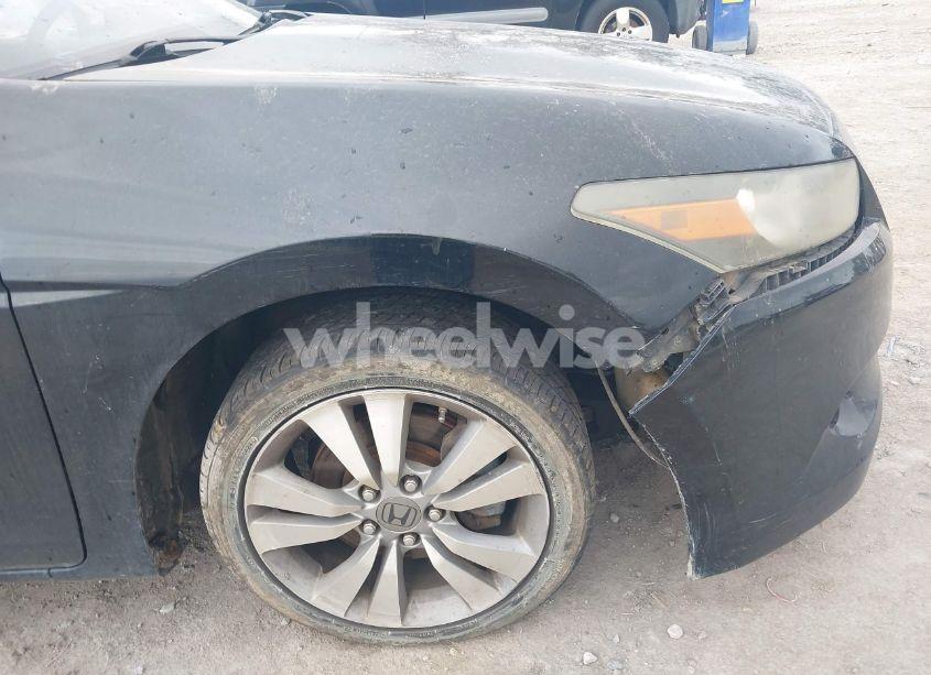 Photo 14 of 2009 Honda Accord 2.4 EX-L (VIN 1HGCS12889A025298)